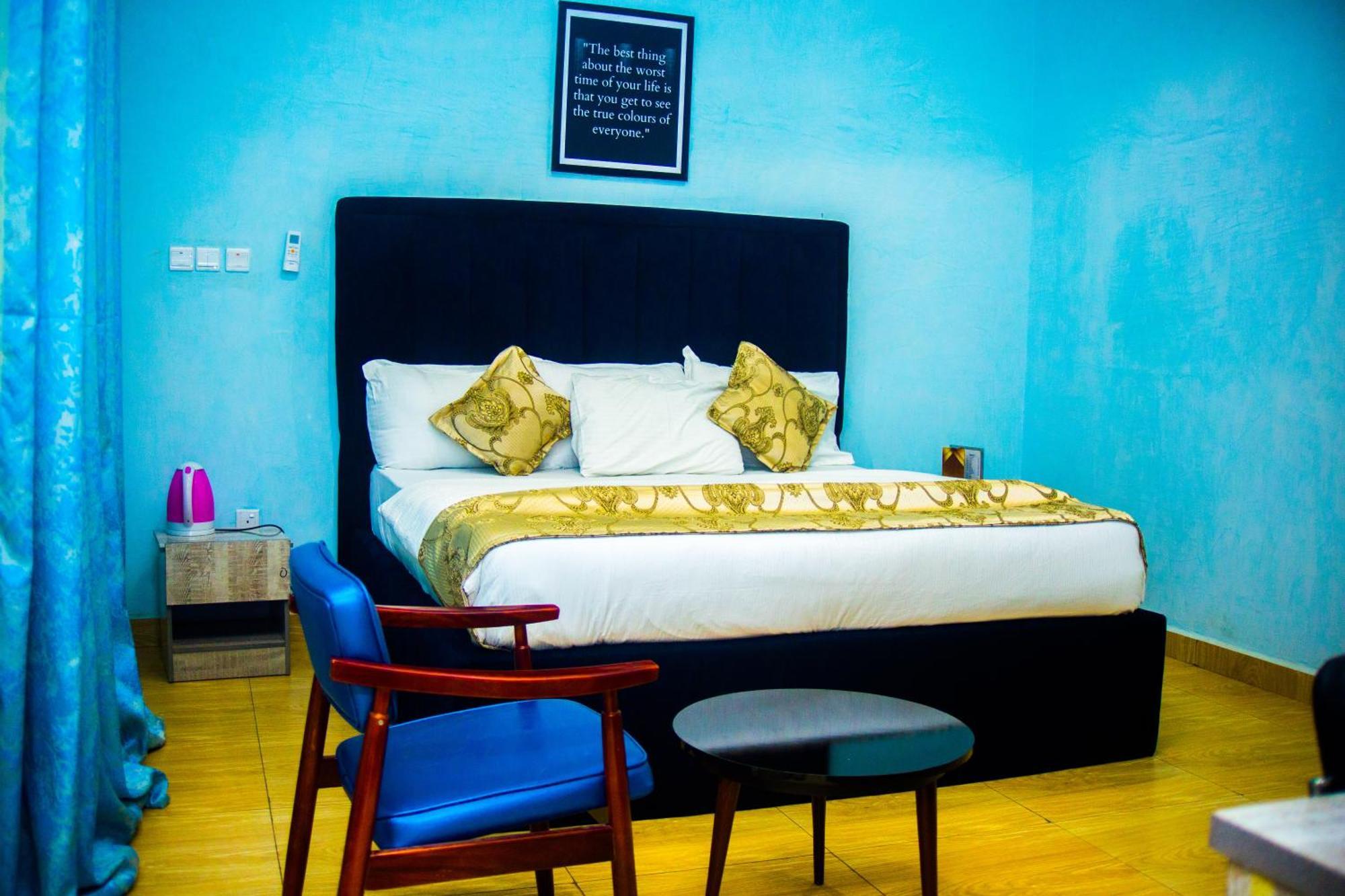 Vibes Suites Kaba Zewnętrze zdjęcie